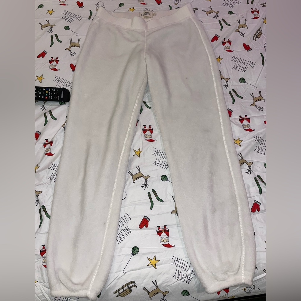 UGG women’s sweatpants